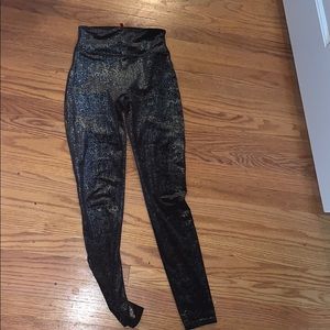Spanx metallic velvet leggings